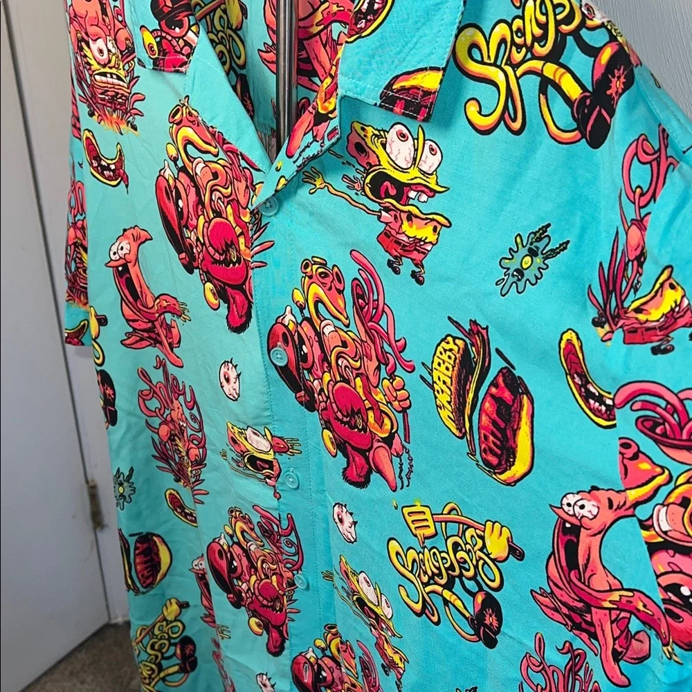 Nickelodeon Blue and Red Graphic Men's Shirt - Picture 6 of 9